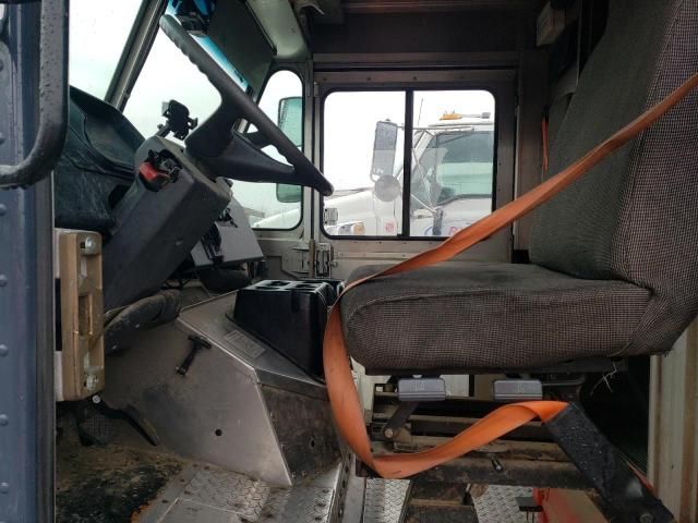 2020 Freightliner Chassis M Line WALK-IN Van