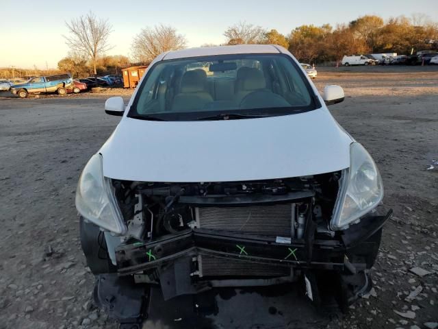 2014 Nissan Versa S