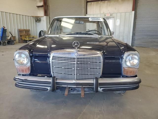 1972 Mercedes-Benz 250