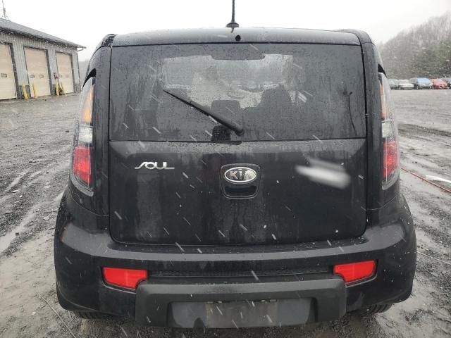 2011 KIA Soul +