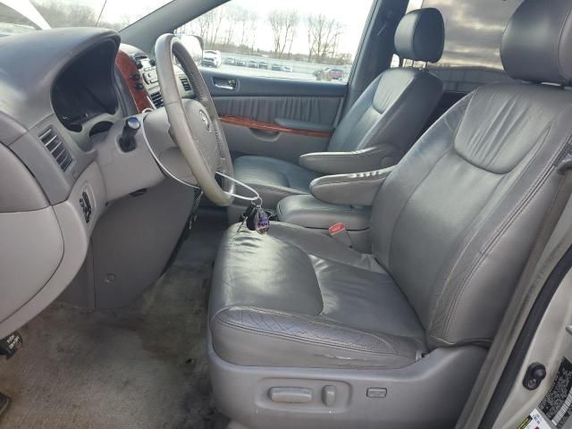 2008 Toyota Sienna XLE