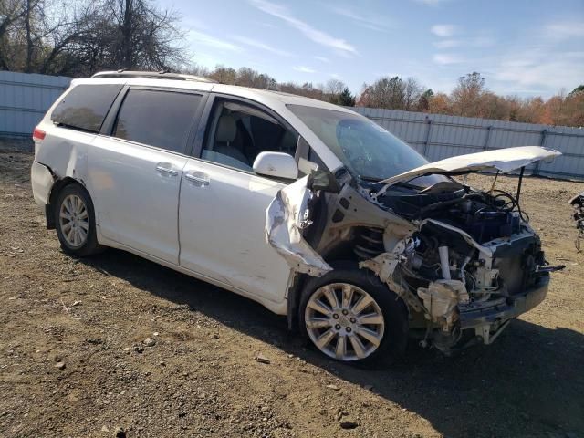 2013 Toyota Sienna XLE