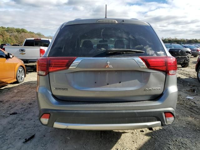 2016 Mitsubishi Outlander SE