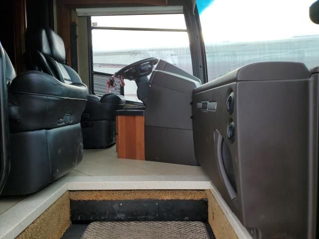 2014 Winnebago 2014 Freightliner Chassis XC