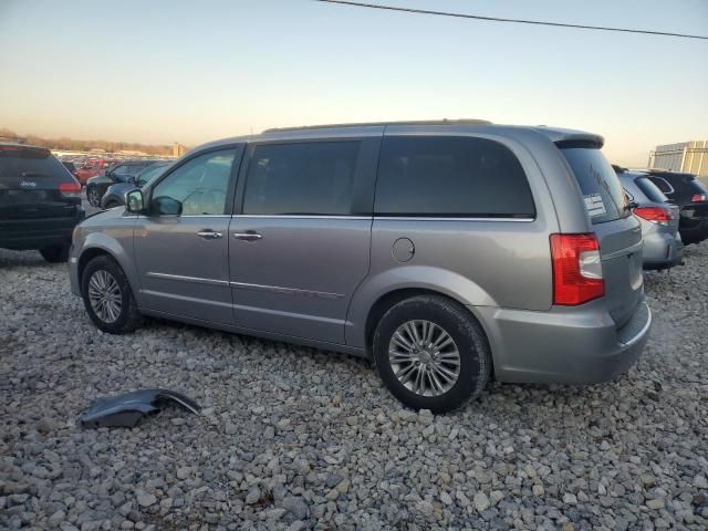 2015 Chrysler Town & Country Touring L