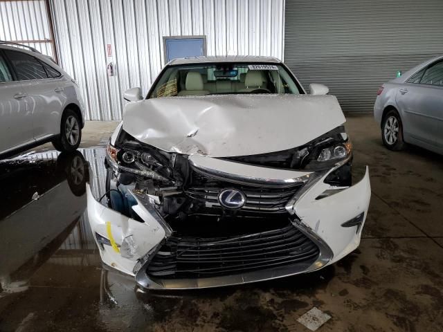 2016 Lexus ES 300H