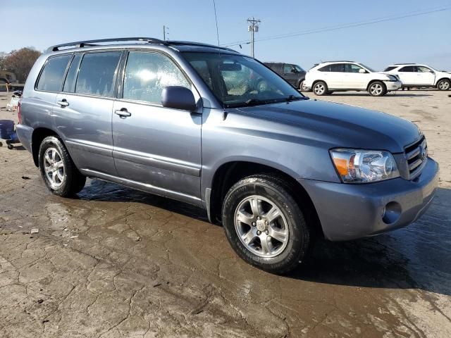 2004 Toyota Highlander Base