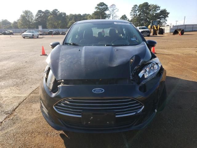 2015 Ford Fiesta SE