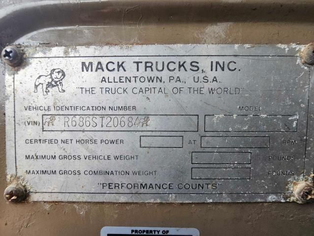 1978 Mack R686