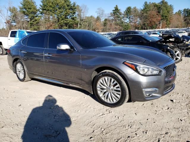 2016 Infiniti Q70 3.7