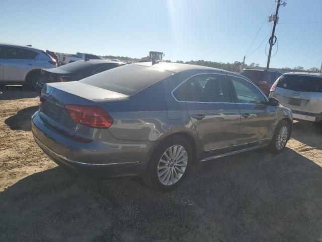 2016 Volkswagen Passat SE