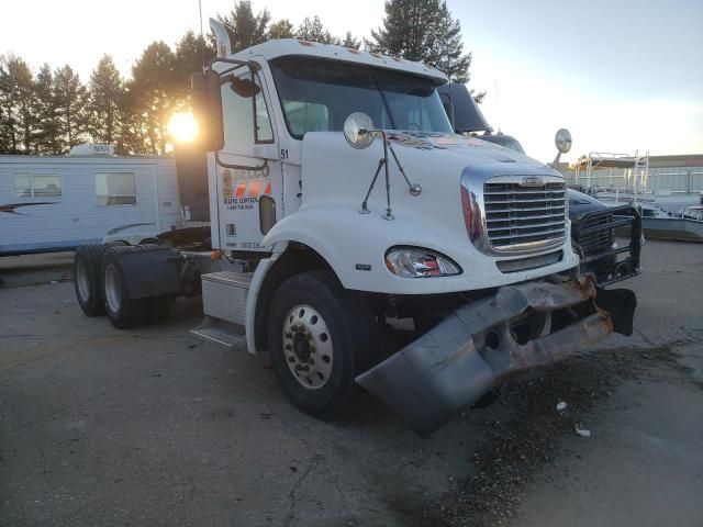 2007 Freightliner Columbia 112