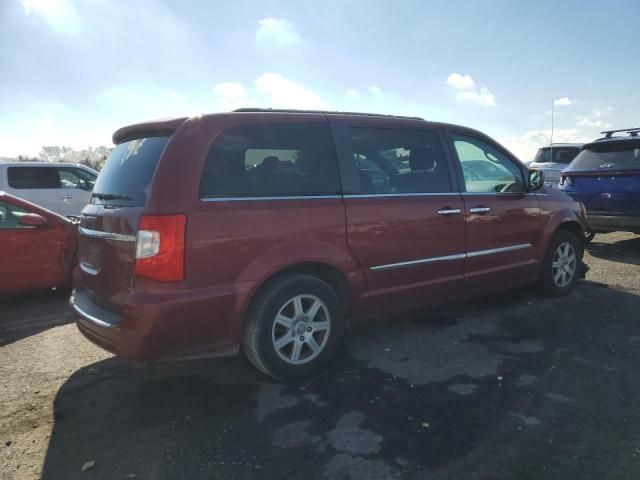 2011 Chrysler Town & Country Touring