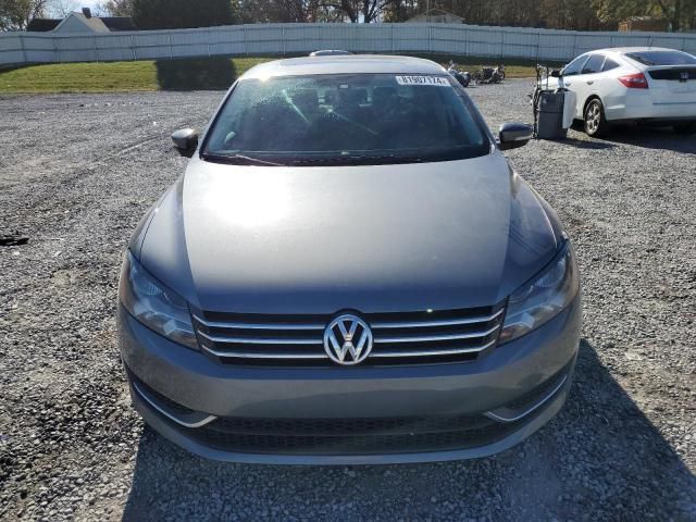 2014 Volkswagen Passat SE