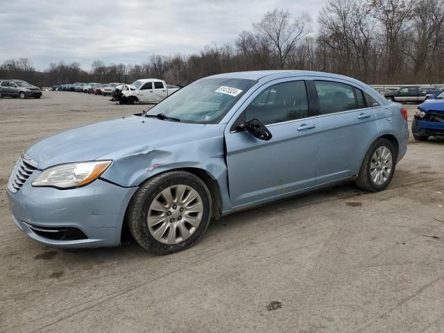 2013 Chrysler 200 LX