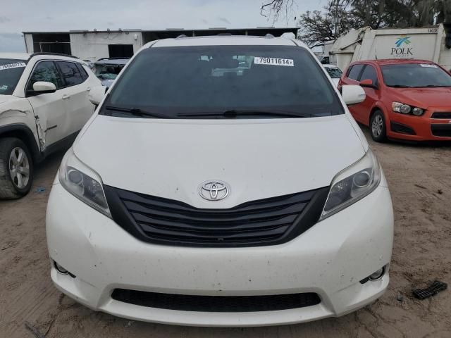 2015 Toyota Sienna XLE