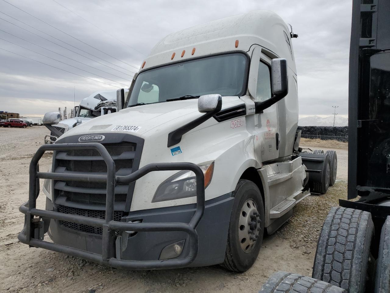 2020 Freightliner Cascadia 126