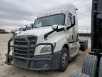 2020 Freightliner Cascadia 126