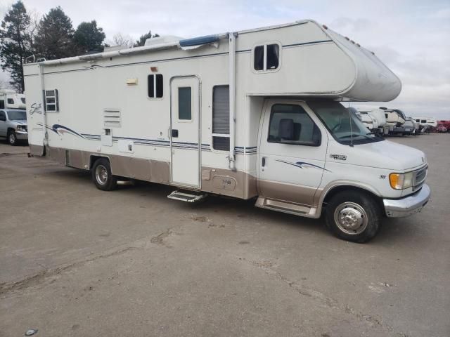 2002 Coachmen 2002 Ford Econoline E450 Super Duty Cutaway Van