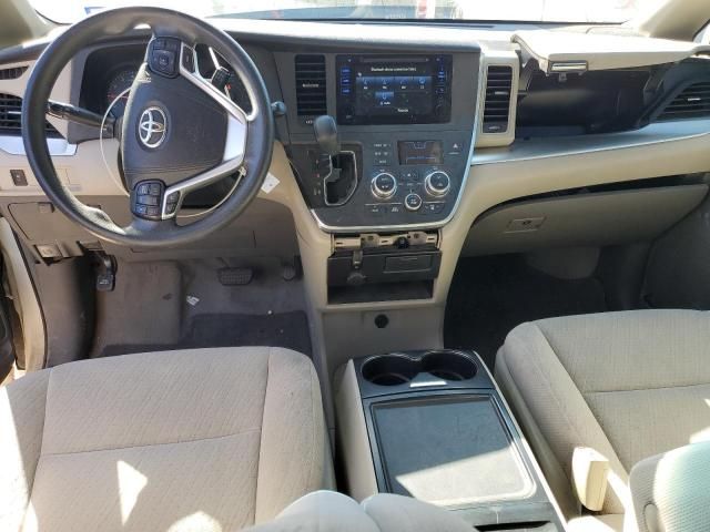 2015 Toyota Sienna LE