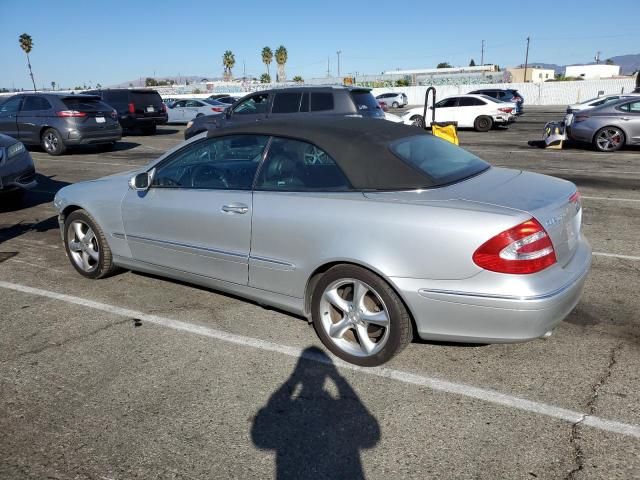 2005 Mercedes-Benz CLK 320