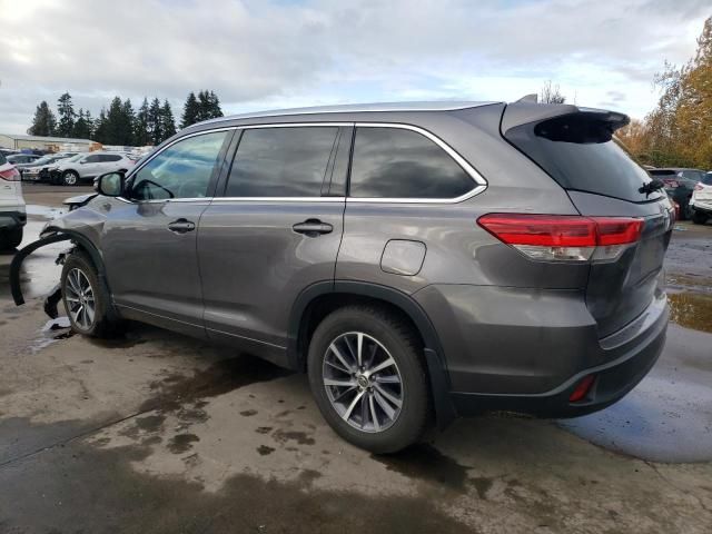 2018 Toyota Highlander SE