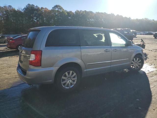 2013 Chrysler Town & Country Touring