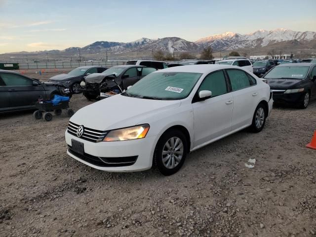 2015 Volkswagen Passat S