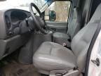 2004 Ford Econoline E350 Super Duty Cutaway Van