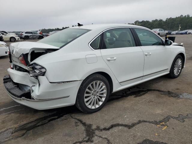 2016 Volkswagen Passat SE