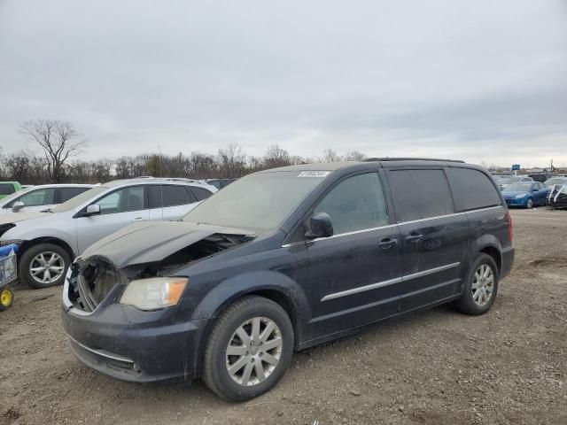 2011 Chrysler Town & Country Touring L