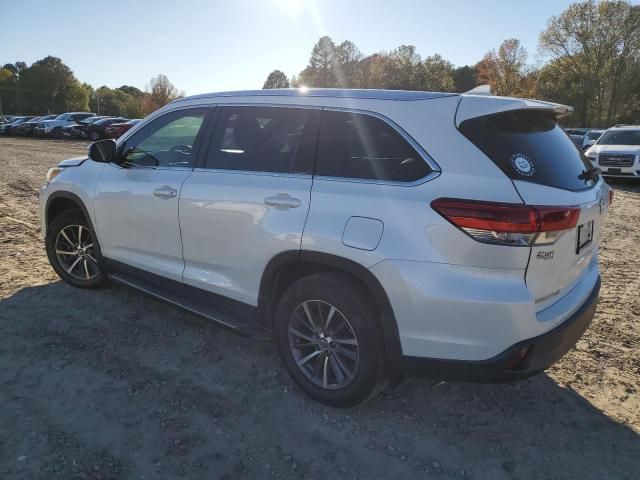 2019 Toyota Highlander SE