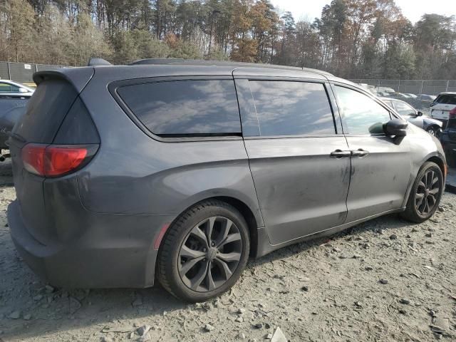 2018 Chrysler Pacifica Touring L Plus