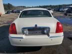 2005 Lincoln Town Car Signature Limited