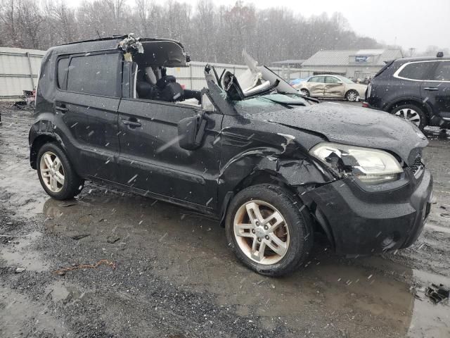 2011 KIA Soul +