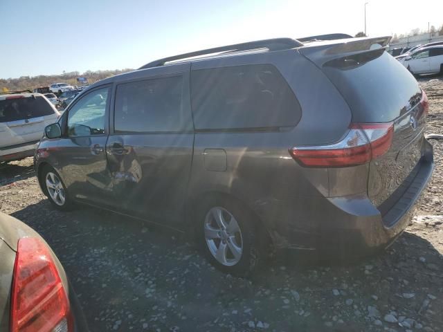 2015 Toyota Sienna LE