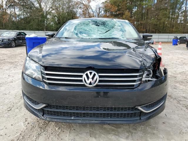 2013 Volkswagen Passat SE