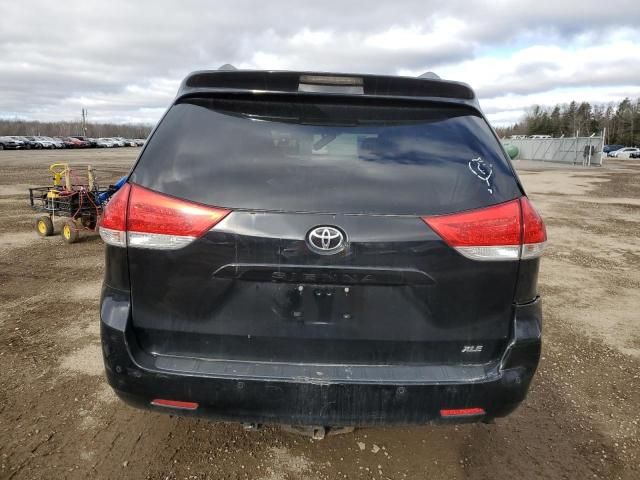 2012 Toyota Sienna XLE