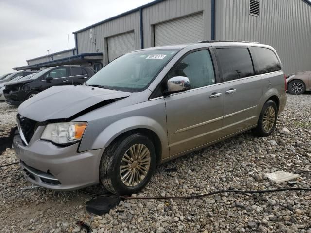 2013 Chrysler Town & Country Touring L