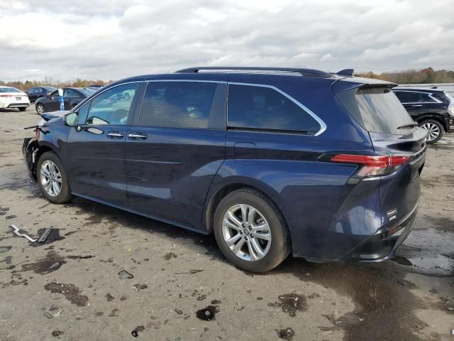 2022 Toyota Sienna XSE