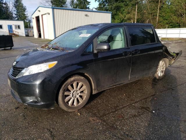 2015 Toyota Sienna LE