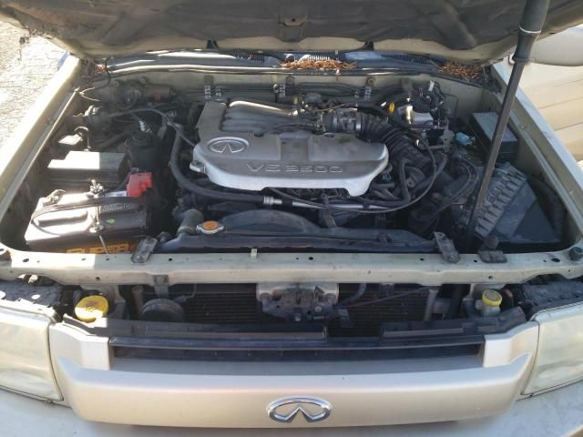 2001 Infiniti QX4