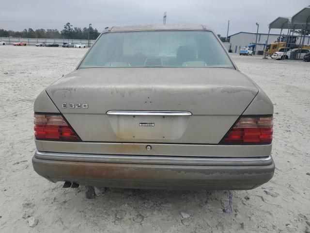 1995 Mercedes-Benz E 320 Base