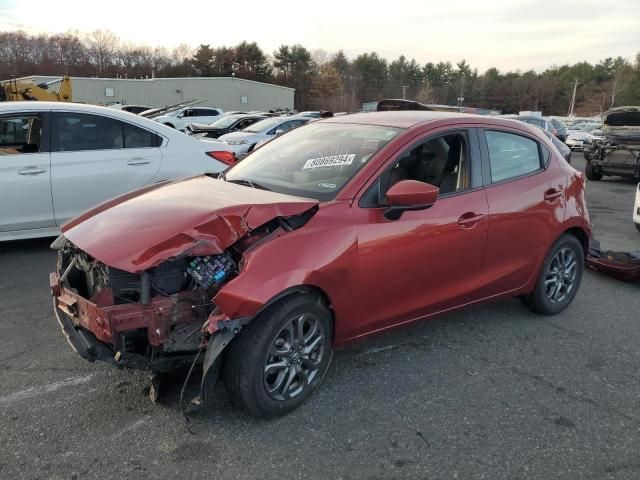 2020 Toyota Yaris LE