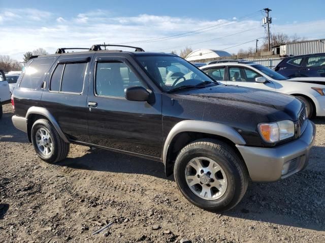 2000 Nissan Pathfinder LE