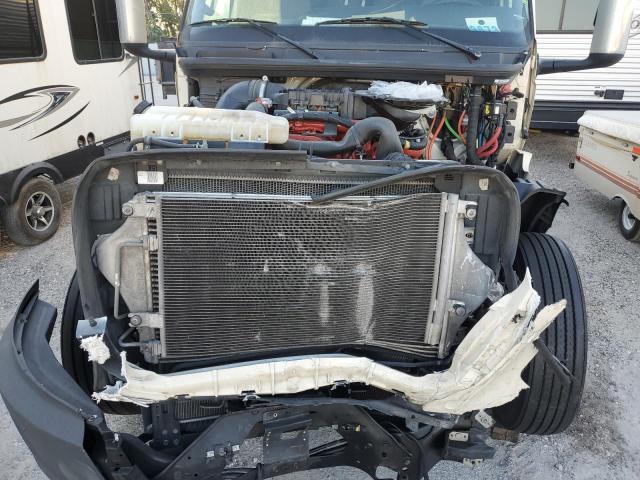 2022 International LT625
