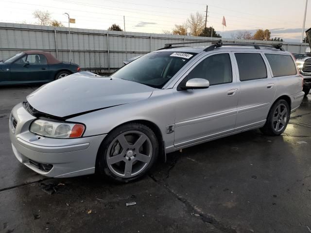 2005 Volvo V70 R