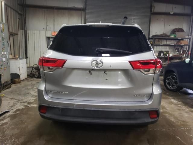 2019 Toyota Highlander SE