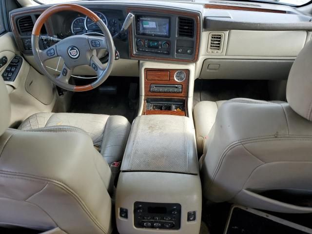 2004 Cadillac Escalade Luxury