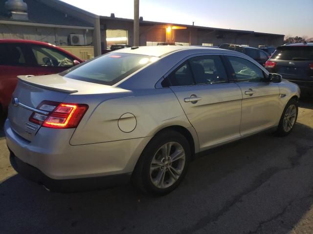 2014 Ford Taurus SEL